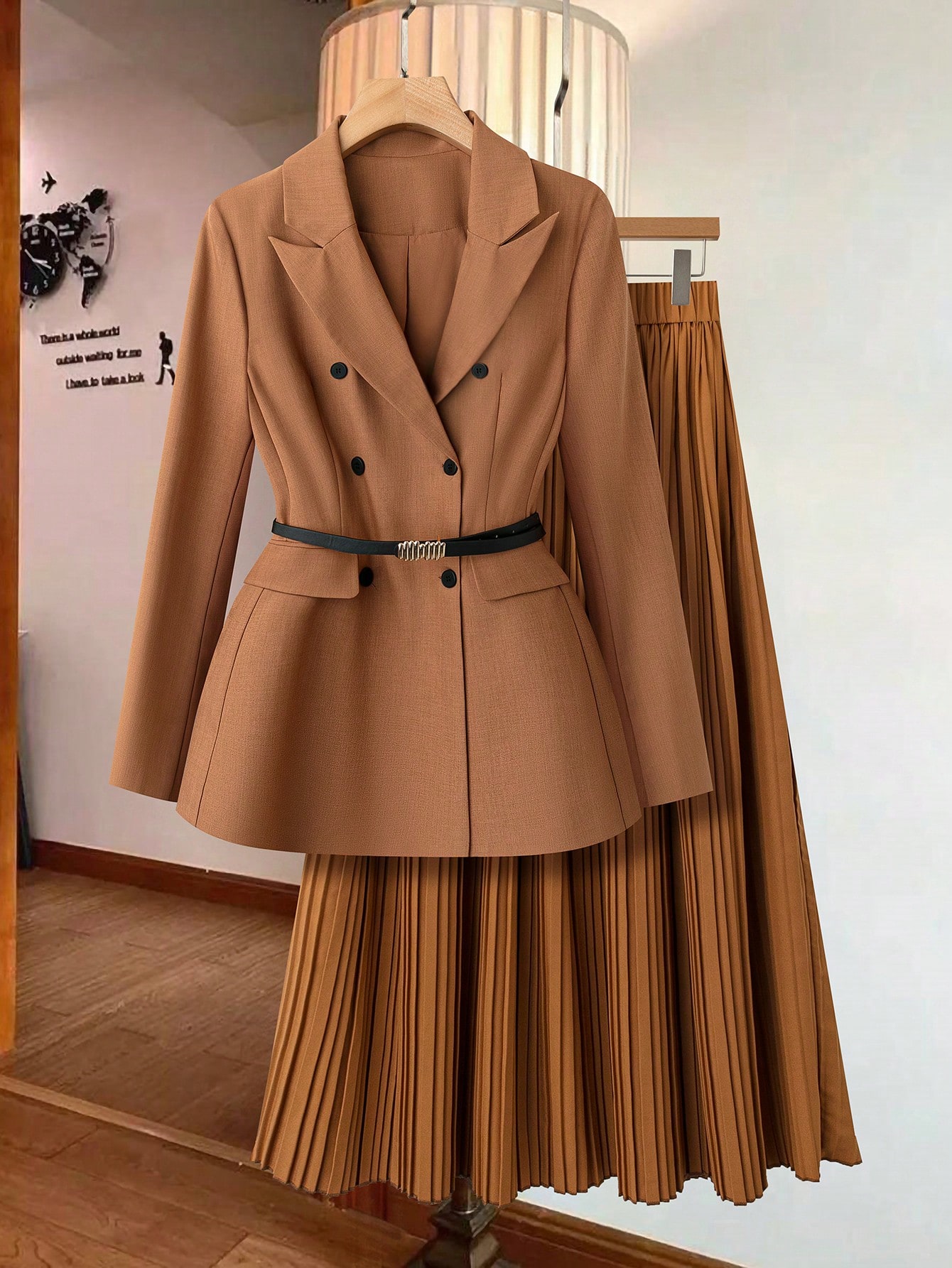 1735184137bd01f743d524f58a950eb07acf5d8241.jpg 2